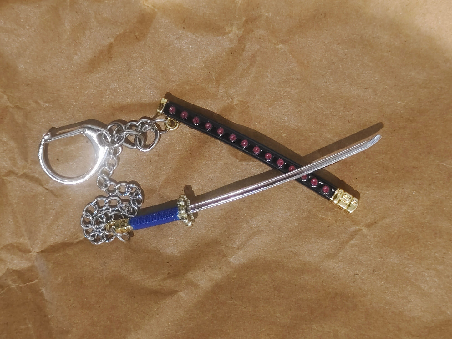 Katana keychain Black and Red