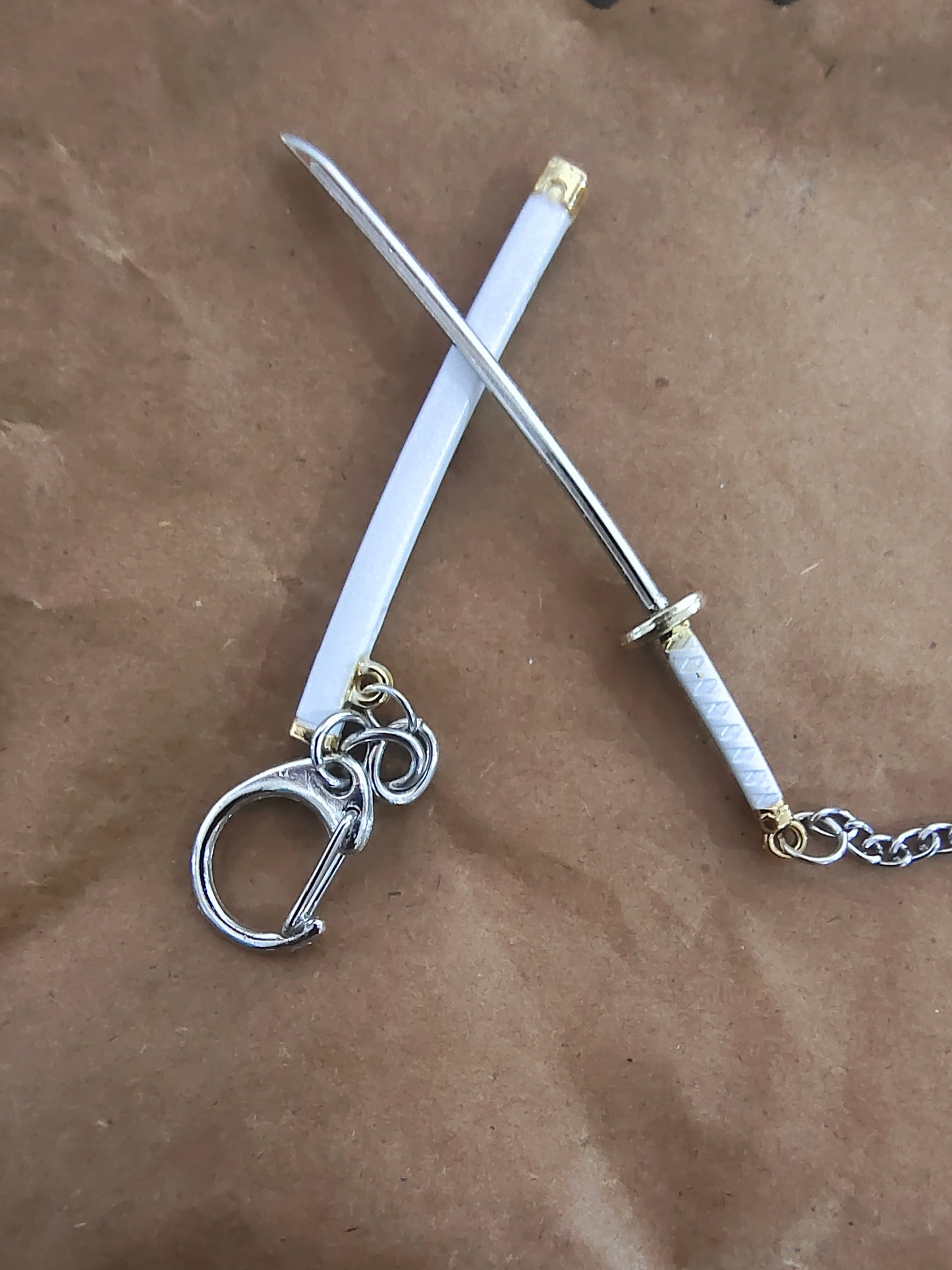 Katana keychain White